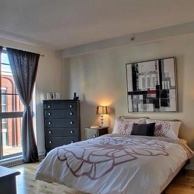 Superbe condo style penthouse sur deux niveaux de 1000 pc - Photo 1