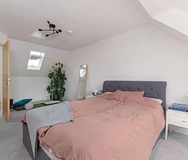 4 Bedroom Semi Detached House To Rent - Photo 5