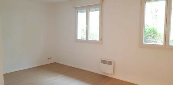 Location Appartement 1 pièce 26m² MASSY 91300 - Photo 2