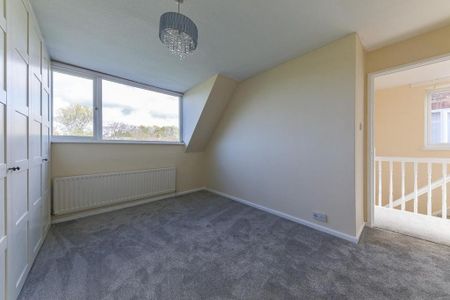 2 bedroom semi-detached bungalow to rent - Photo 5