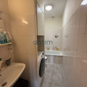 Location Appartement 1 pièce 31m² MONTAIGU VENDEE 85600 - Photo 3