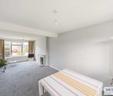 3 bedroom House To Let - Photo 5