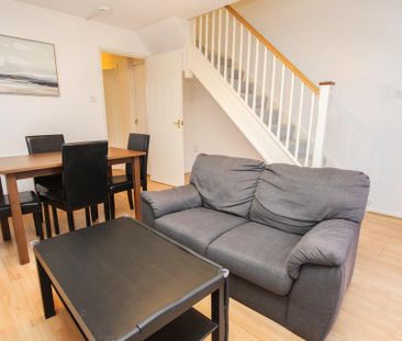 2 bedroom terraced house to rent - Photo 3