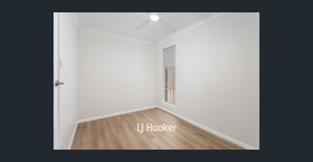 Newly Renovated! Low Maintenance! - Photo 5