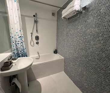 1 Bed Flat, New Compton Street, WC2H - Photo 6