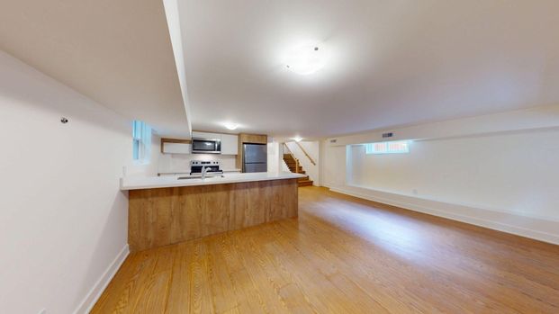 For Lease - 1089 Glencairn Avenue Unit# 1 (Lower), Toronto, Ontario - Photo 1