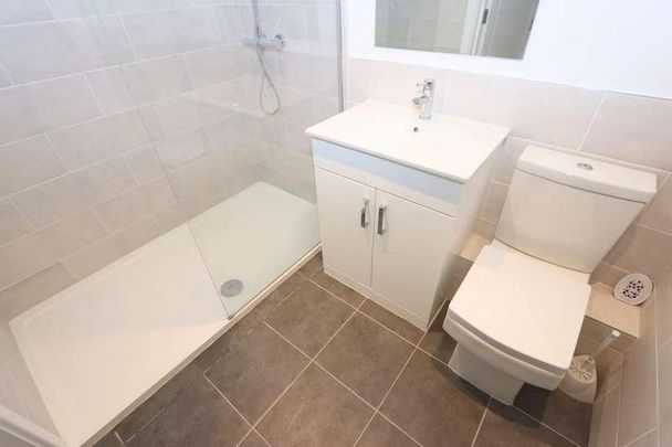 Hemnall Street, Epping, CM16 - Photo 1