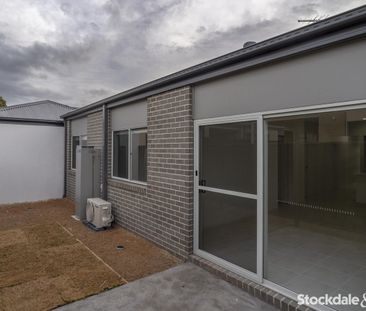15 Ash Grove, Donnybrook, Vic 3064 - Photo 6
