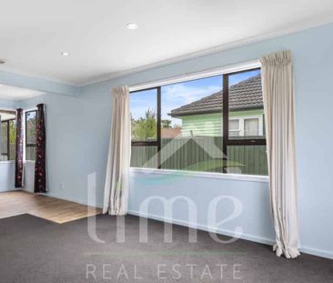 RENT ME! Warm, Welcoming & Wonderfully Located - Photo 5