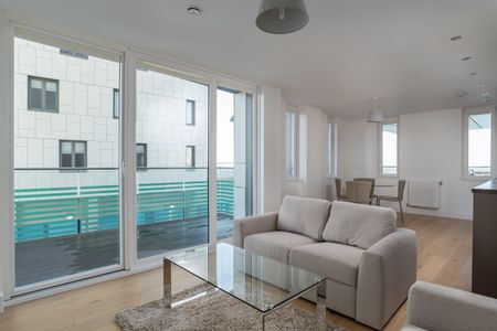 2 bedroom apartment to rent Sirius 6 The Boardwalk - Photo 3