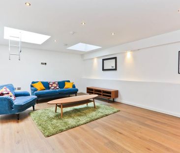 4 bedroom townhouse to rent - Photo 3