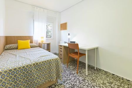 Carrer de Reig Genovés, Valencia, Valencian Community 46019 - Foto 2