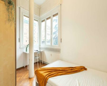 Via Giulio Ceradini, Milan, Lombardy 20129 - Photo 2