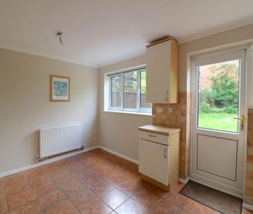 3 bedroom end of terrace house to rent - Photo 6