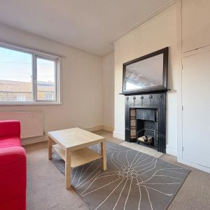 apartment to rent - Photo 2