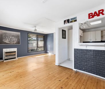 3 Bedroom Home on Large Allotment in Convenient Location! - Photo 3