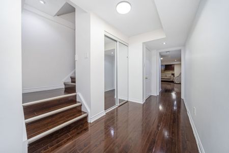 For Lease - 23 Mellowood Avenue Unit# Basement, Brampton, Ontario - Photo 4