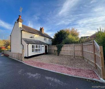 4 bedroom property to rent in Hungerford - Photo 1