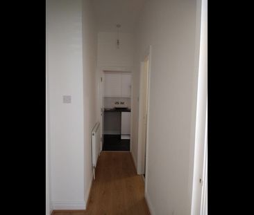 Studio Flat, Keppel Road, M21 - Photo 5