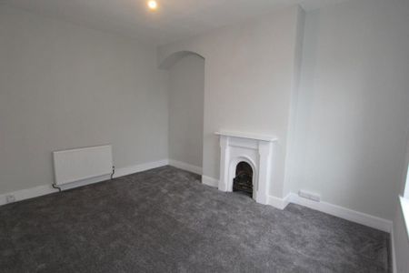 3 bedroom property to rent - Photo 2