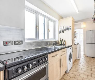 3 bedroom terraced house to rent - Photo 1