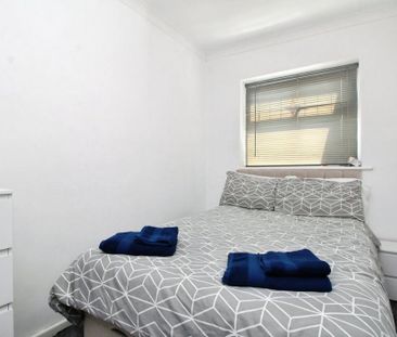 2 bedroom bungalow to rent - Photo 1
