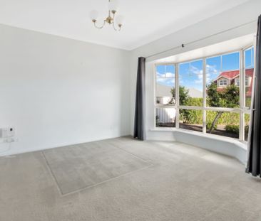 Spacious, Private & Perfectly Positioned - Photo 1