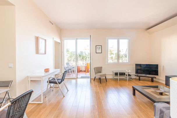 Carrer del Bruc, Barcelona, Catalonia 08010 - Foto 1