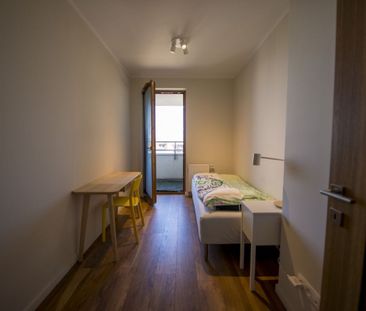 3 POKOJE Z ANEKSEM, BALKON, MIEJSCE POSTOJOWE 58.86 m² - Photo 6