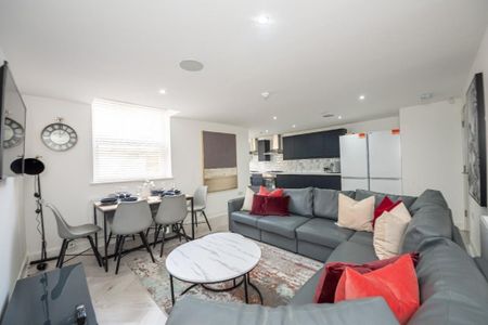 7 bedroom house to rent - Photo 2