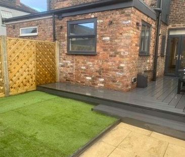 Hurdsfield Road, Macclesfield, SK10 - Photo 6