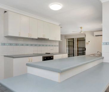 Family Living Made Easy! - Photo 1