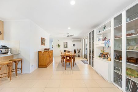 68 Moonstone Drive Urangan QLD - Photo 5