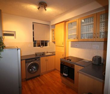 Flat to rent on - Photo 4