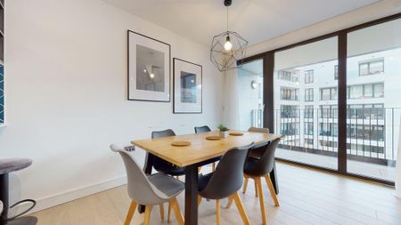 3 bedroom flat to rent - Photo 5