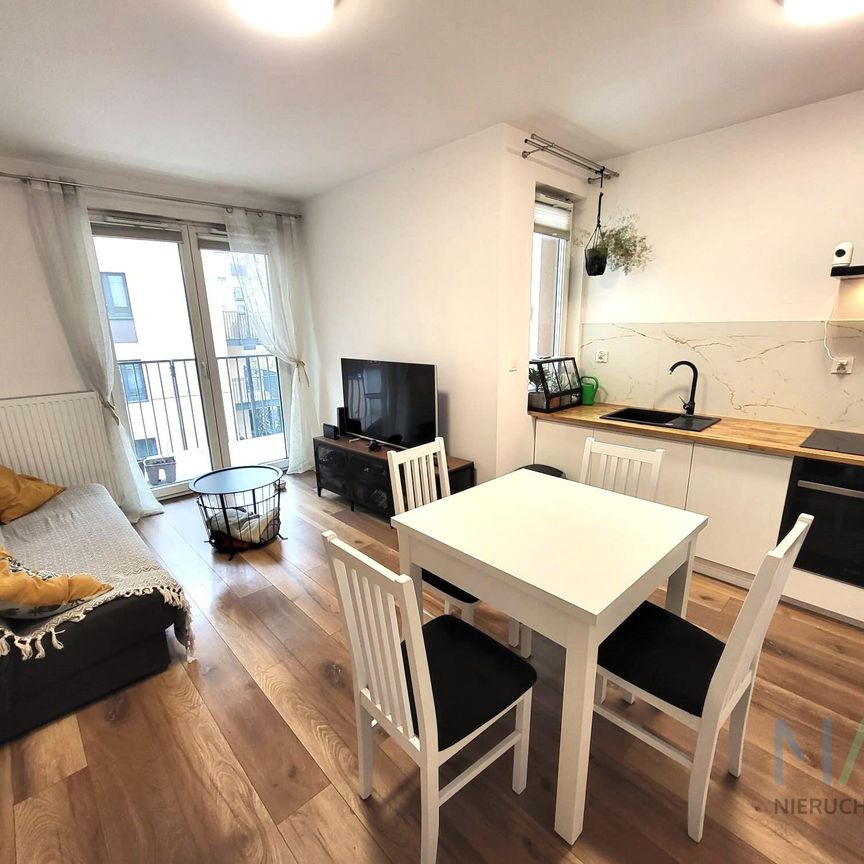 Słoneczne mieszkanie trzypokojowe z miejscem parkingowym w garażu podziemnym - Photo 1