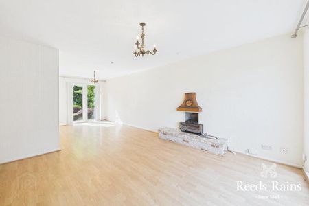86 Trossachs Drive, Finaghy, Belfast, BT10 0HU - Photo 4