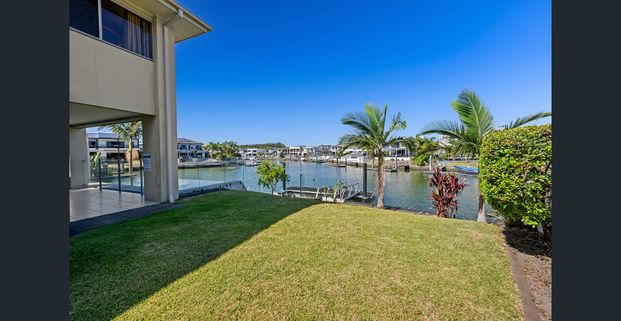 Waterfront Sophistication in a Prestigious Quay Setting - Unfurnished - Photo 1