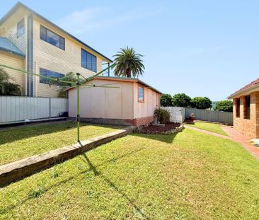 296 The Esplanade, Speers Point - Photo 2