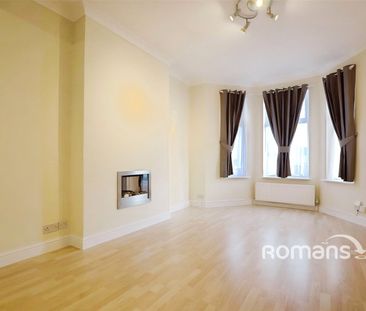 4 bedroom house to rent - Photo 2