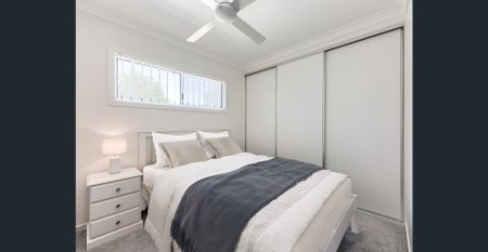 MODERN, FULLY FURNISHED, STUDIO APARTMENT - Photo 3