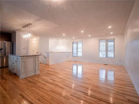 For Lease - 5 ilona Court Unit# UPPER, Brantford, Ontario - Photo 2