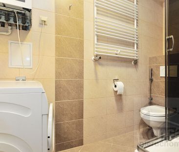 Kawalerka świeżo po remoncie - Zdjęcie 1