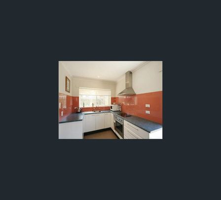 4/3 Guernsey Street, Hampton East, Vic 3188 - Photo 1