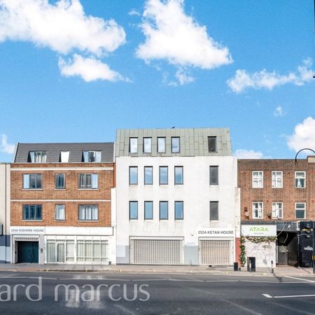 High Street - Photo 3