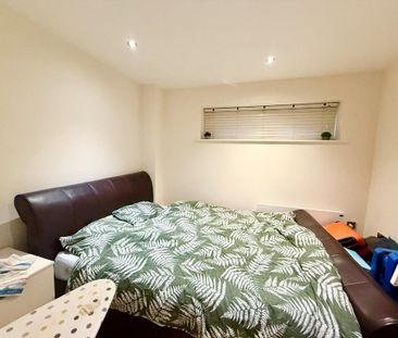 2 bedroom apartment to rent - Photo 6