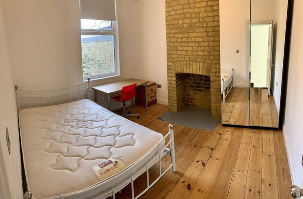 Room in a Shared House, Billington Road, SE14 - Photo 1