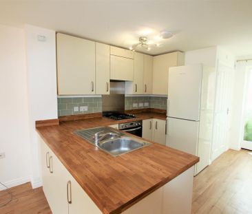 2 bedroom terraced house to rent - Photo 5