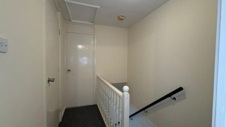 2 bedroom terraced house to rent - Photo 3