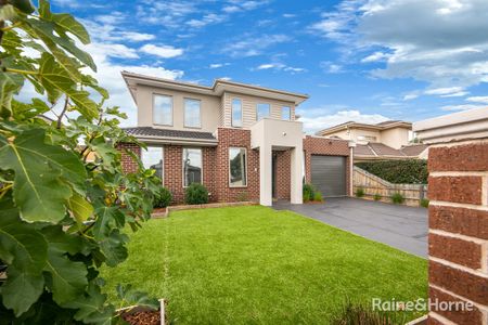 1/22 McNamara Avenue, Airport West, VIC 3042 - Photo 4